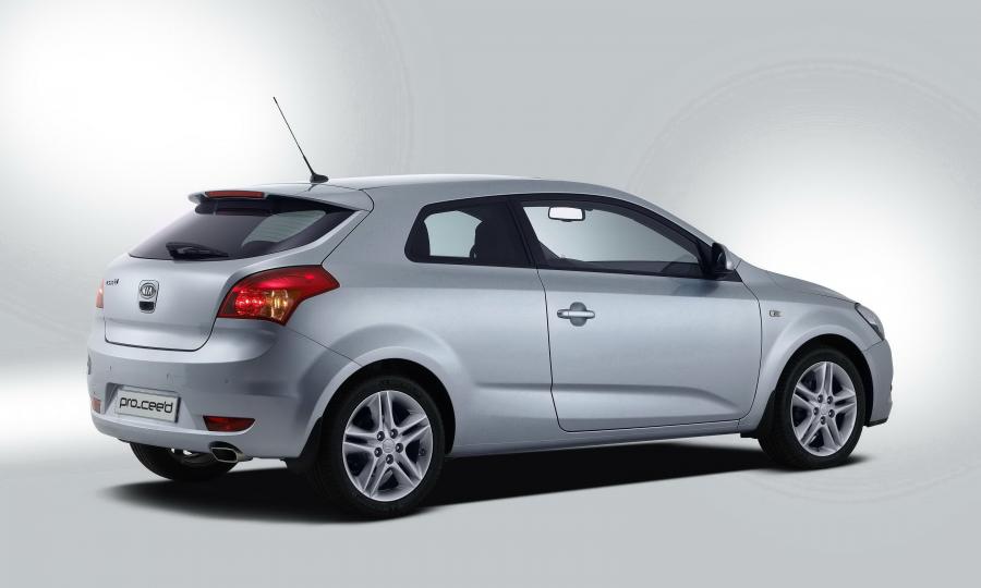  Kia pro_cee&rsquo;d 2008 года  (фото 100 из 182)